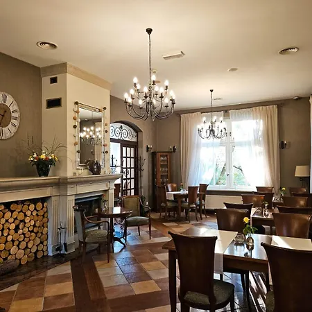 Versant & 4* Dzierżoniów