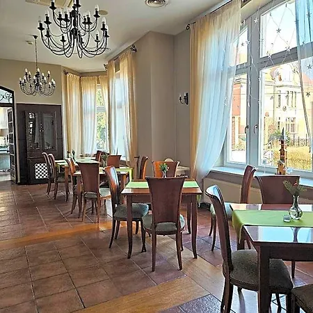 Versant & מלון Dzierżoniów
