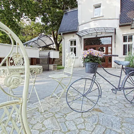 ホテル Versant & Dzierżoniów