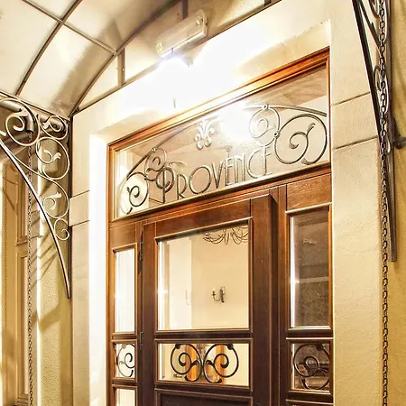 ホテル Versant & 4*